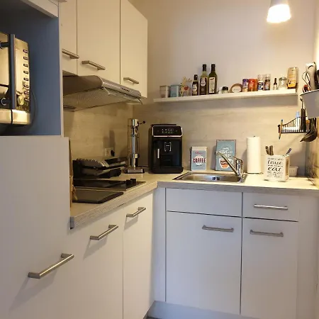 Gemuetlich U. Modern, Balkon,pp,strand,delongi,heimkino!