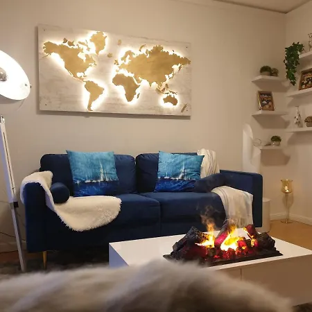 Gemuetlich U. Modern, Balkon,pp,strand,delongi,heimkino! * Gluecksburg