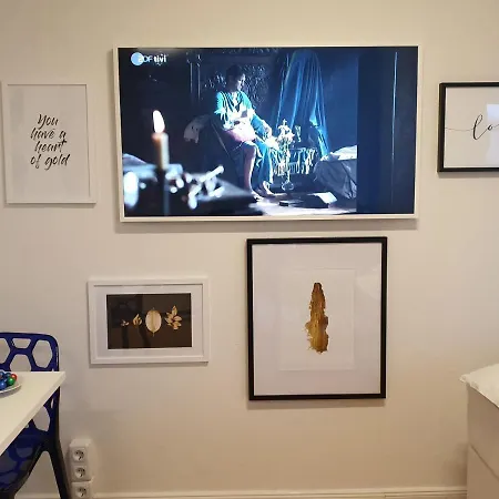 Gemuetlich U. Modern, Balkon,pp,strand,delongi,heimkino!